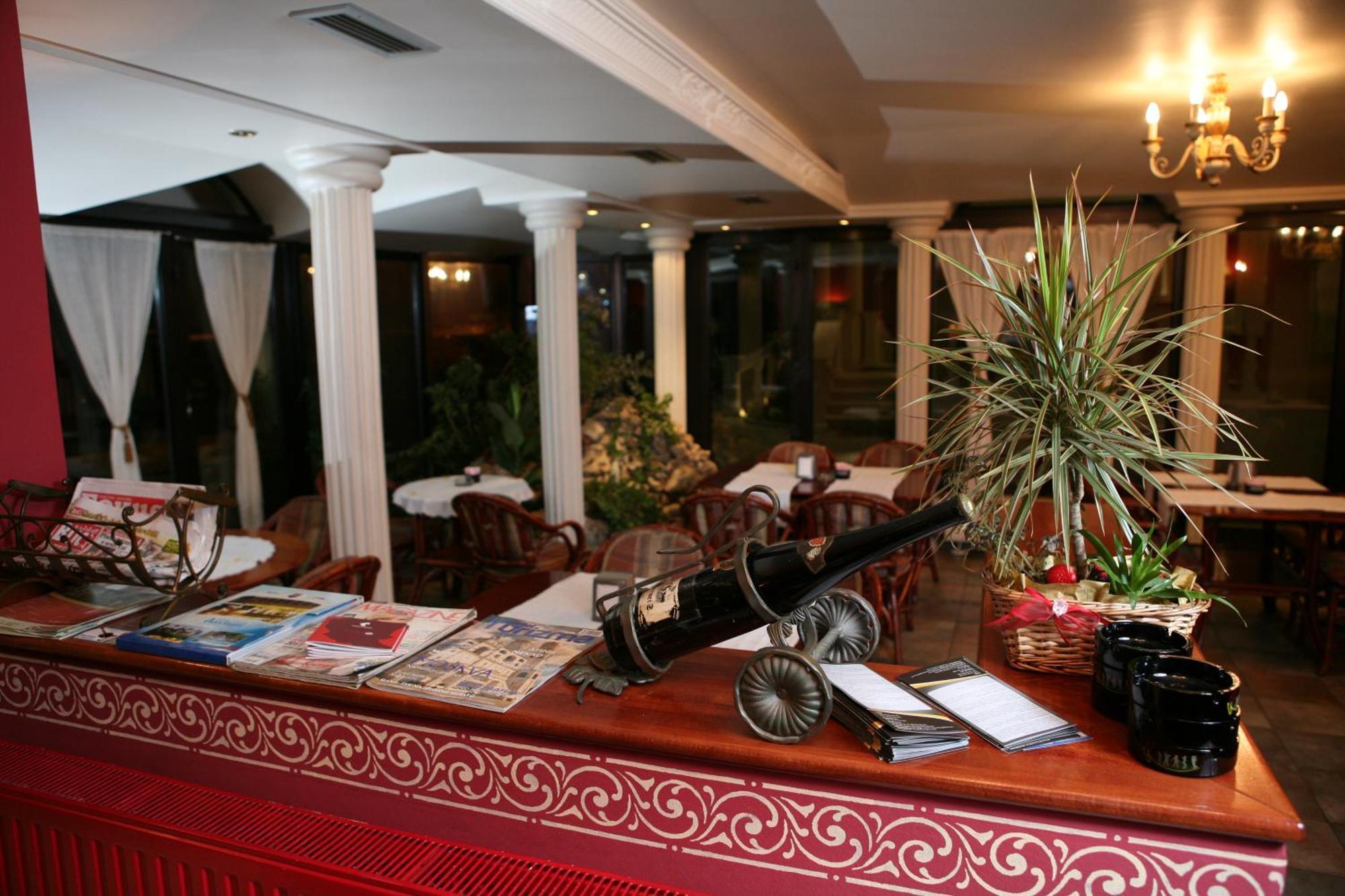 Hotel Villa Viktorija Banja Luka Eksteriør billede