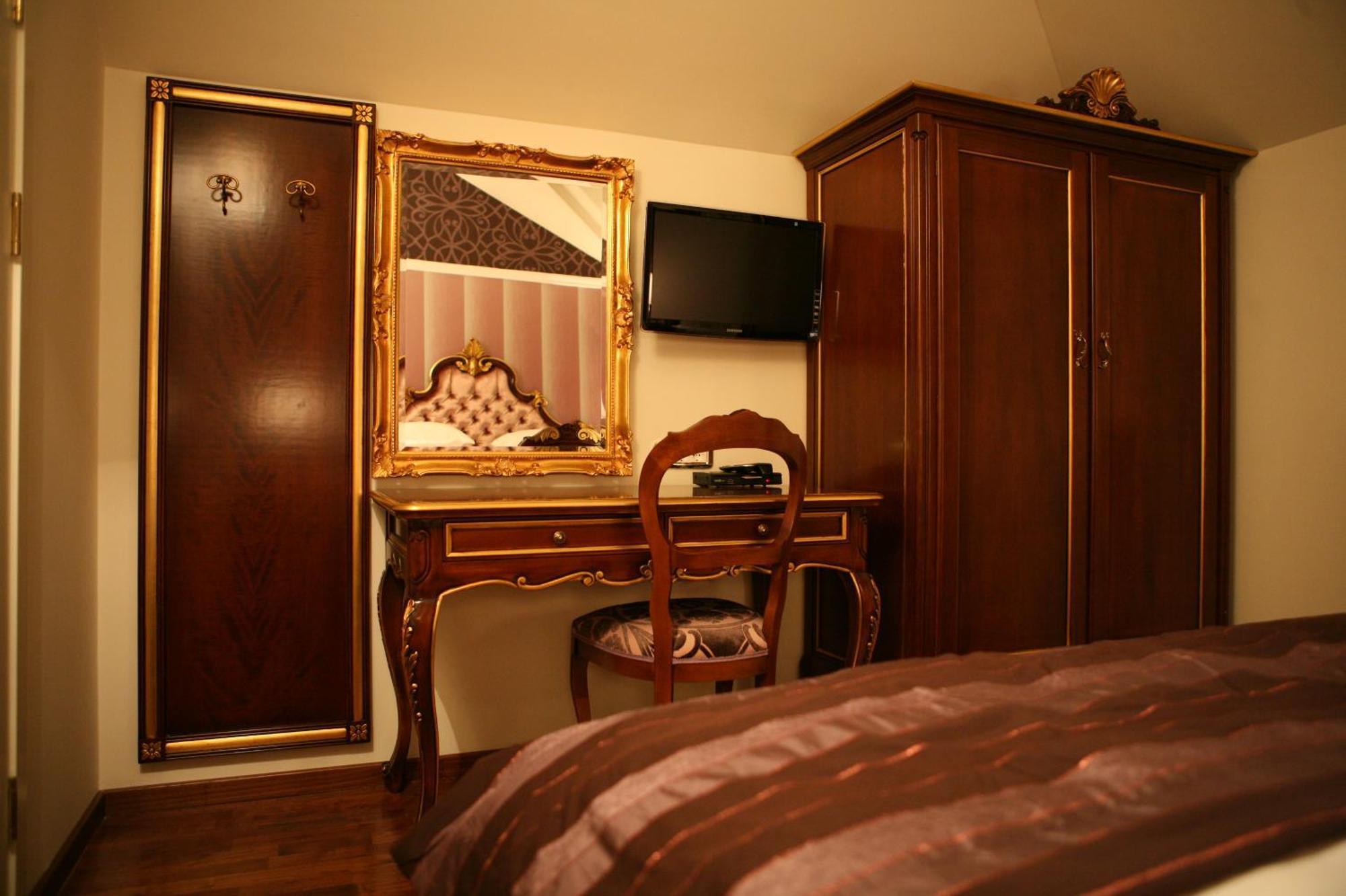 Hotel Villa Viktorija Banja Luka Eksteriør billede
